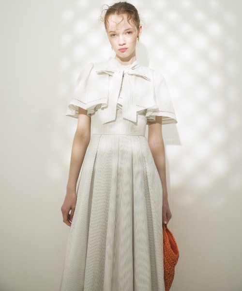 And Couture ワンピース ケープデザインストライプワンピース
