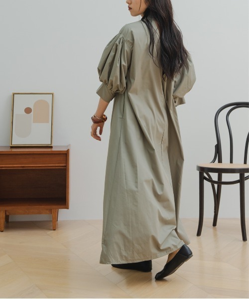 「HANNE」 長袖ワンピース フリー カーキ レディース_画像5