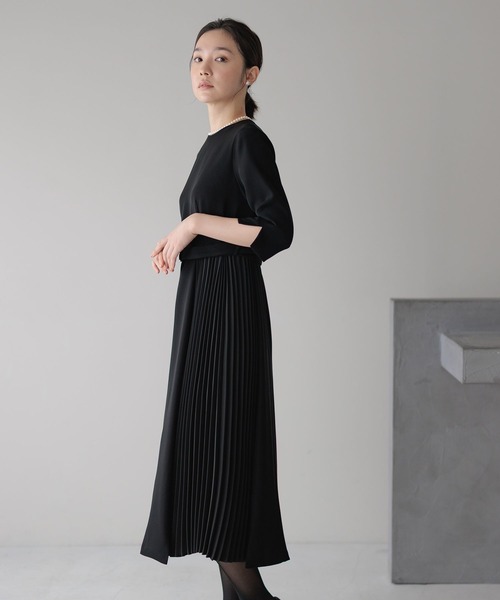 2【美品】ETRE TOKYO シアーサイドプリーツワンピース　黒 Andemiu（アンデミュウ） ワンピース 入学式 卒園式 卒業式 「WEB限定