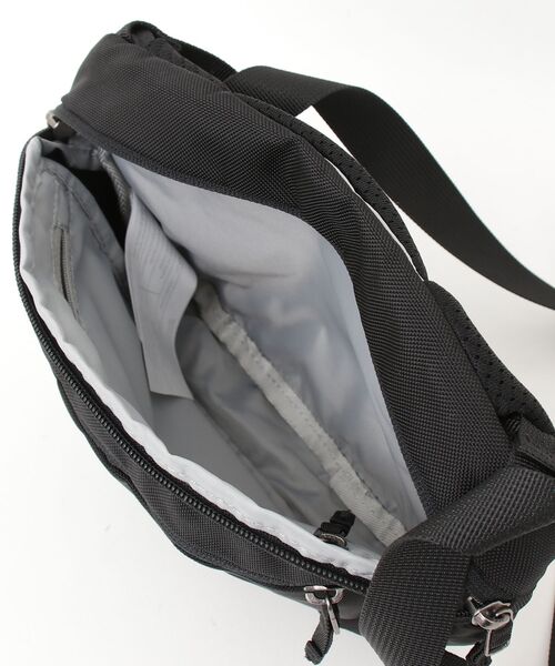 ARC'TERYX（アークテリクス） 刺繍ショルダーバッグ - ブラック