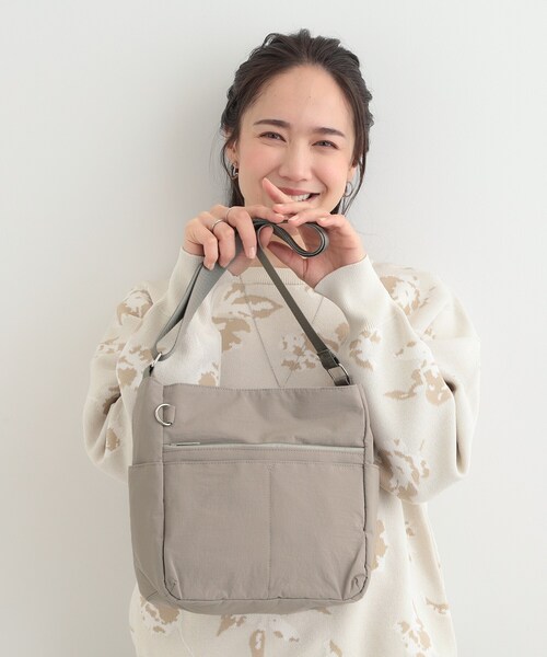 SHOO・LA・RUE（シューラルー） ショルダーバッグ バッグ 「撥水/軽量