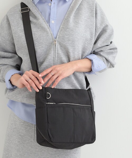 SHOO・LA・RUE（シューラルー） ショルダーバッグ バッグ 「撥水/軽量