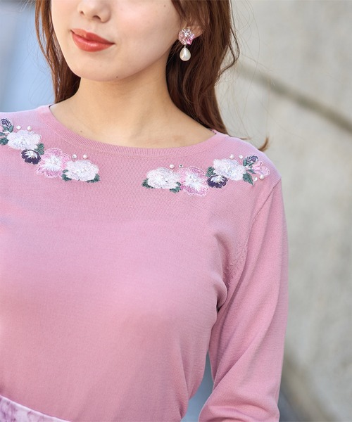 フラワー刺繍ビジューニット tocco closet（トッコ クローゼット） ニット セーター 「ZOZO限定