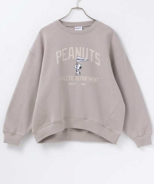 vintage　PEANUTS　SNOOPY　トレーナー（レディースM） PEANUTS トレーナー スウェット SNOOPY デザインルーズ