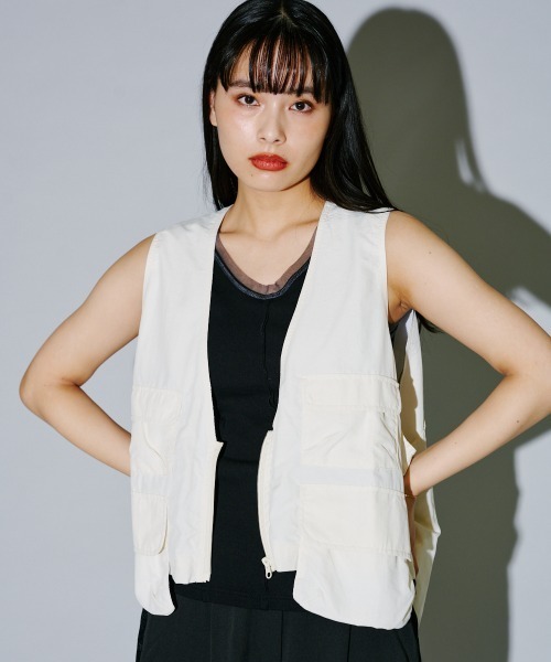 ベスト ジレ 「MAGASIN DE MODE Onjna」Short tactical vest / ショートタクティカルベスト trc レディース マガジンデモードオンジェナ MAGASIN DE MODE Onjna Short