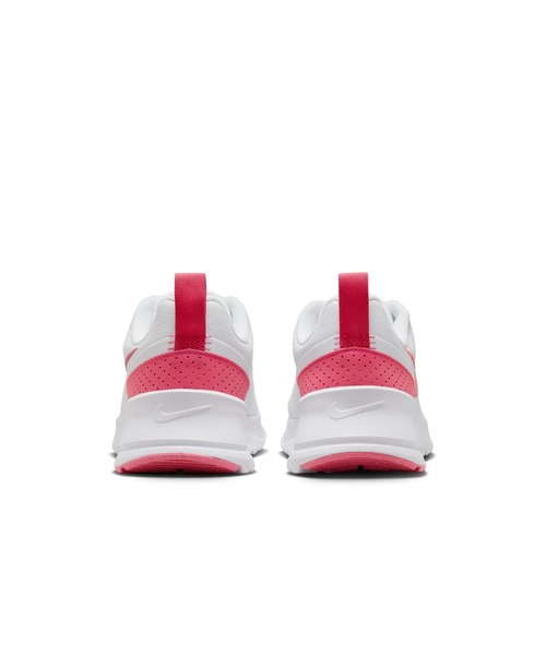 ★NIKE★大人気★W AIR MAX NUAXIS★追跡可 NIKE/ナイキ/NIKE AIR MAX NUAXIS/ナイキ エア マックス ニュ