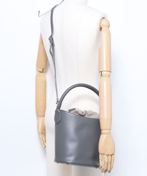 ペレッテリアべネタ　ショルダーバッグ PELLETTERIA VENETA（ペレッテリアベネタ） 良品 ペレッテリアべネタ