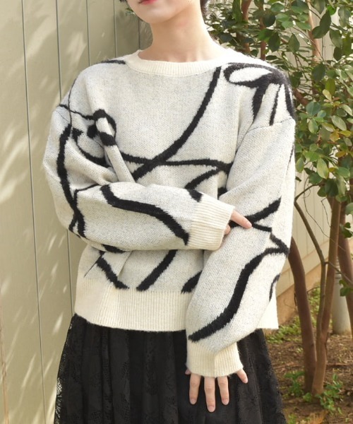 【極美品】22年　フォクシー　アディアム　フード付きプルオーバー　リボン　ニット axes femme（アクシーズ ファム） ニット セーター フェザーモール