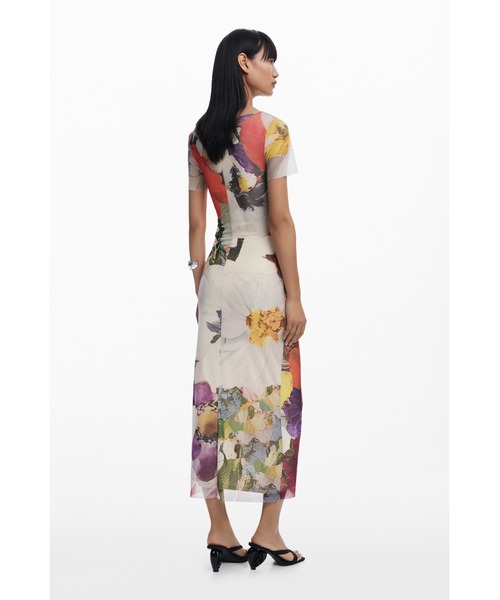  *美しいシルエット*タイト*花柄*ミディ丈ワンピース Desigual ワンピース ウォーターカラー 花柄ミディ丈チュール