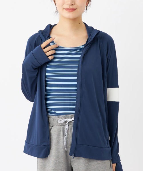 FILA ラッシュガードと水着4点セット 新品13号 FILA ラッシュガード 「FILA/フィラ」水着4点セット/水陸両用