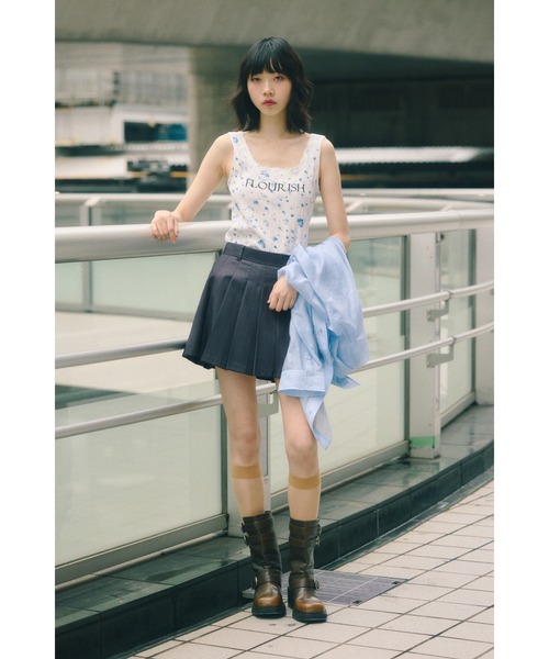 SLY（スライ） タンクトップ ノースリーブ FLOWER PRINT T/T フラワー