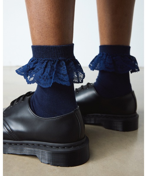 Dr.Martens（ドクターマーチン） 靴下 フリル ソックス AD097400