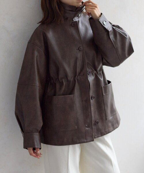 Thevon（ゼヴォン） ブルゾン アウター スタンドネック合皮