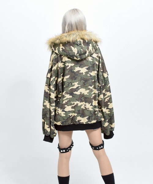 『REFLEM/レフレム』ファー付き総柄ZIPパーカー/ジップアップパーカー REFLEM（レフレム） パーカー 「REFLEM/レフレム」ファー付き総柄ZIP