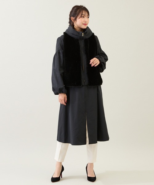 ローズティアラ　ダウンベスト ローズティアラ RoseTiara ペプラムダウンベスト （オフ） -靴