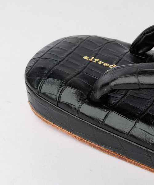 alfredoBANNISTER　レザーサンダル　イタリア製　定価24200円 alfredoBANNISTER（アルフレッドバニスター） サンダル 「MADE IN