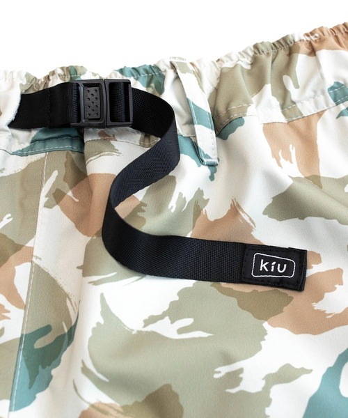 「KiU」 ショートパンツ X-LARGE ブラック×レッド メンズ_画像6