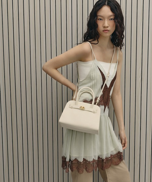 CHARLES ＆ KEITH（チャールズ&キース） ハンドバッグ Aubrielle