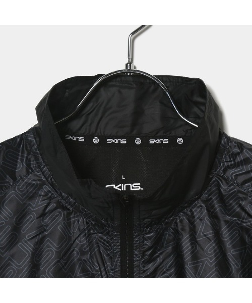 skins スキンズ　アウター SKINS ブルゾン アウター SKINS（スキンズ）撥水ロゴプリント