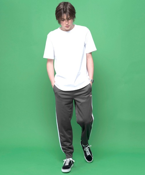 大人気カラー FILA フィラ サイドライン ロゴ刺繍 トラックパンツ ジャージ FILA パンツ フィラ ブランド ロゴ刺繍 サイドライン トラック
