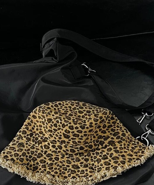 ボッテガヴェネタ　ヒョウ柄レオパード　バケットハット① BOTTEGA VENETA leopard bucket hat – 𝐀ᶠʳزⁿˢ 𝐕زⁿᵗᵃᵍᵉ