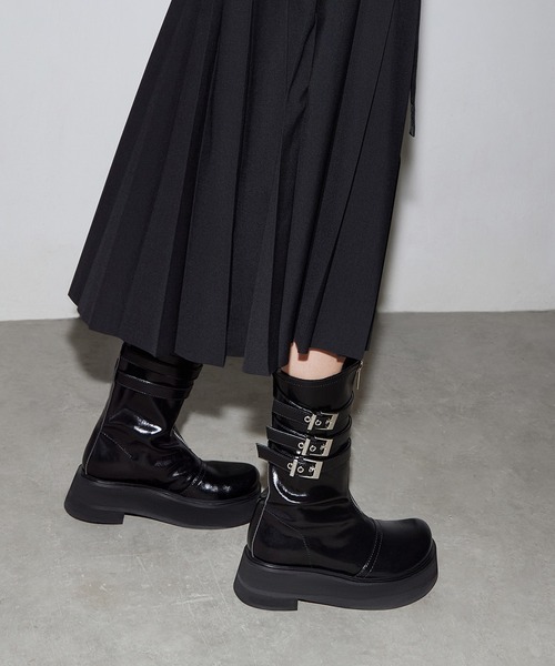 CHARLES & KEITH ニッキ トリプルバックルカーフブーツ　黒23.5 CHARLES ＆ KEITH（チャールズ&キース） ブーツ Nikki ニッキ トリプル