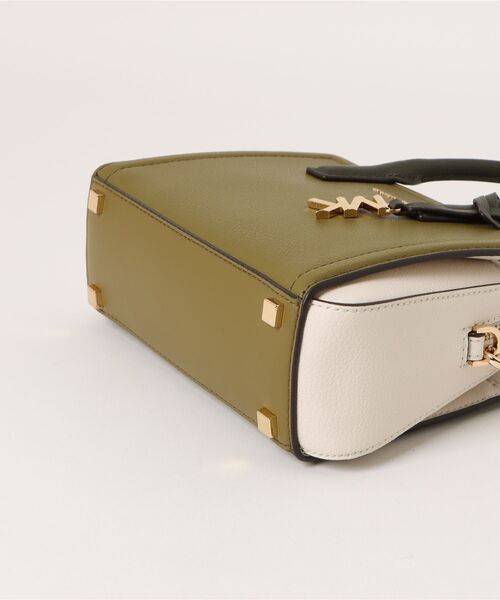 MICHAEL KORS(マイケルコース) ショルダーバッグ バッグ LAILA MICHAEL KORS(マイケルコース) ショルダーバッグ バッグ LAILA