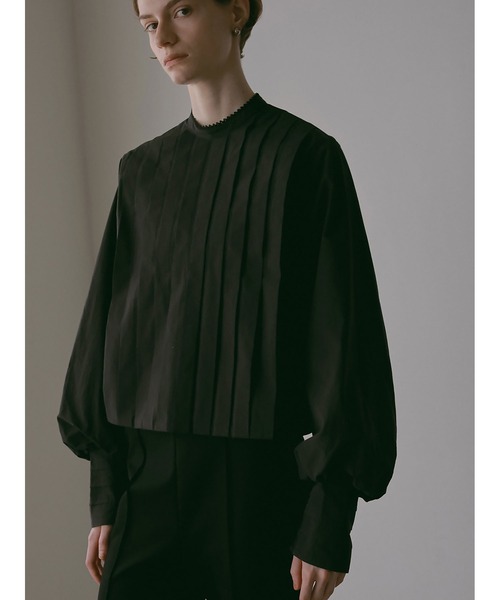 まろん様　【HER. ハー】コットンタックブラウス 黒　（新品） HER. ブラウス シャツ コットンタックブラウス レディース : ZOZOTOWN