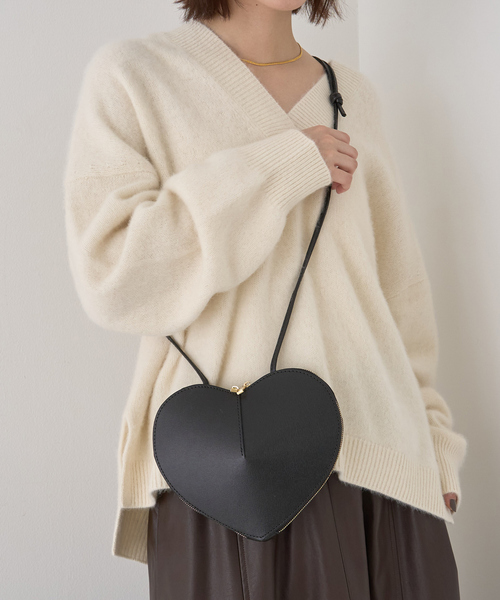 AULENTTI（オウレンティ） ショルダーバッグ バッグ 「AULENTTI