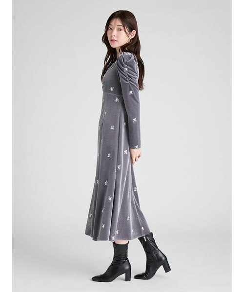 CELFORD（セルフォード） ワンピース 花柄刺繍ベロアワンピース