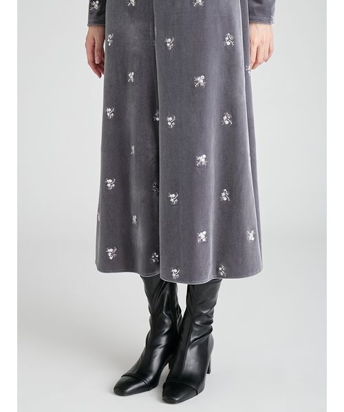 CELFORD（セルフォード） ワンピース 花柄刺繍ベロアワンピース