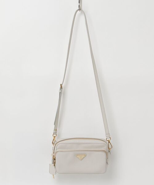 PRADA（プラダ） 三角ロゴ サフィアーノ ショルダーバッグ - ホワイト