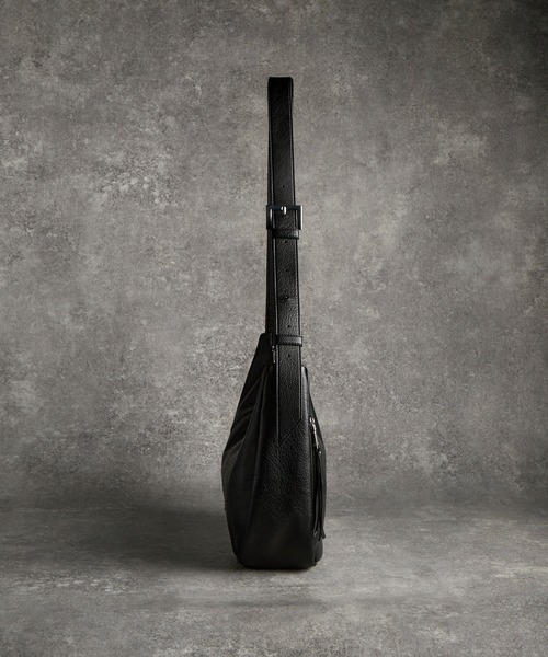 ADRER（アドラー） ショルダーバッグ Half Moon 3D Shoulder Bag 