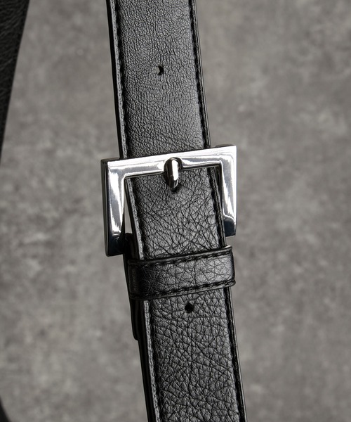ADRER（アドラー） ショルダーバッグ Half Moon 3D Shoulder Bag