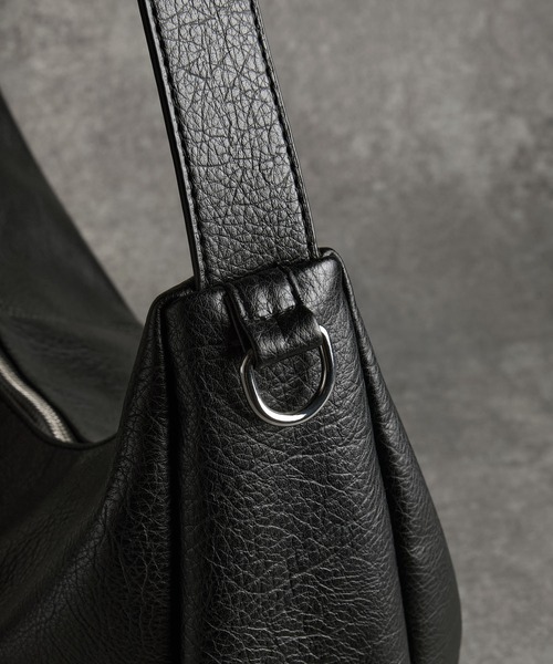 ADRER（アドラー） ショルダーバッグ Half Moon 3D Shoulder Bag