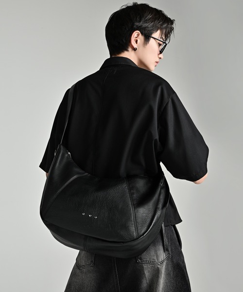 ADRER（アドラー） ショルダーバッグ Half Moon 3D Shoulder Bag