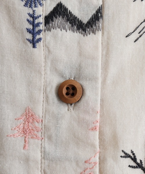 Emago カーディガン EMAGO 山と植物総柄刺繍レイヤー風カーデ