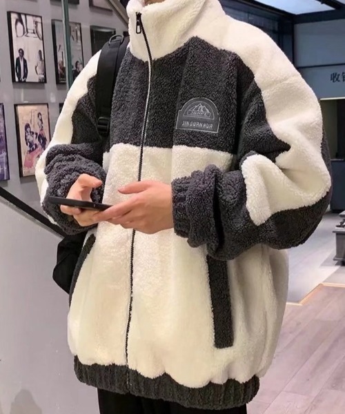 さ*な様 ✴︎美品✴︎モンクレール ボアフリース ブルゾン ワッペン付 大きめキ MONCLER モンクレール メンズ ダウンジャケット リバーシブル ボア