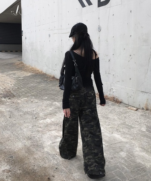 anyonemore パンツ カモフラージュバックポケットワイドパンツ