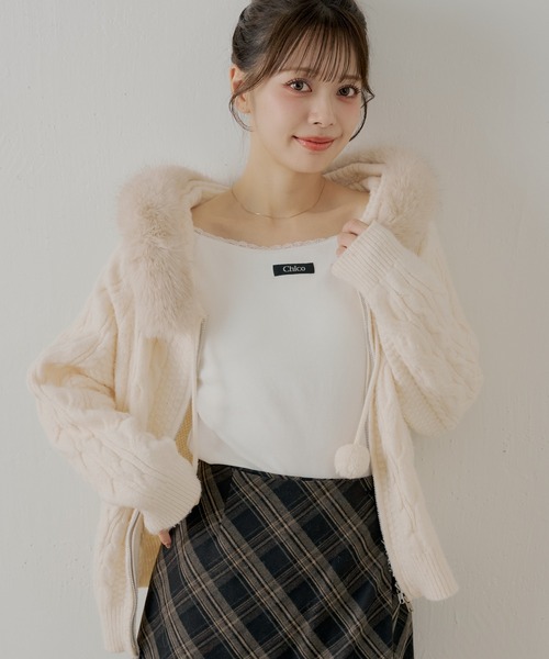 Chico（チコ） tシャツ カップ付きレースコンパクトトップス