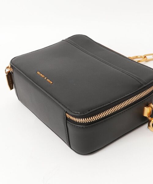 CHARLES & KEITH 黒 ショルダーバッグ CHARLES ＆ KEITH（チャールズ&キース） 「CHARLES & KEITH
