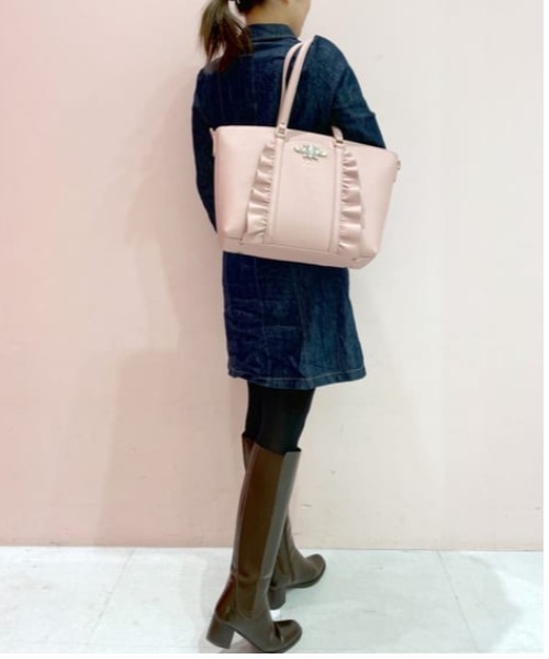 Samantha Vega（サマンサベガ） トートバッグ ビジューフリルA4トート 