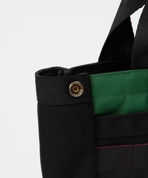 HERMESエルメス スカーフ カレ90 「クレオールの楽園」柄シルクシャツ