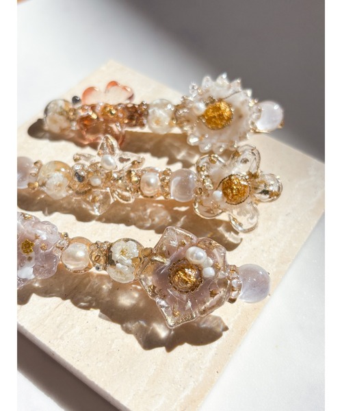 ノゾミ様ハンドメイド レジン 押し花 パール刺繍 ヘアクリップ TONE（トネ） ヘアクリップ 「YM」花×レジン ヘアクリップ 淡水パール