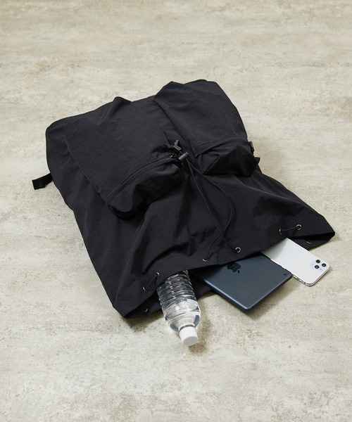 SLOW ドロー ストリング デイパック　本革　定価80300円 SLOW（スロウ） 正規品 バッグ バックパック リュック シュリンク