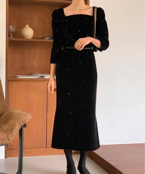 FREE STYLISTS ドレス YUGA_YGMC Beaded square neck party dress