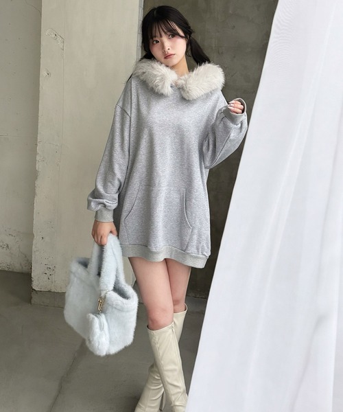 ROYAL PARTY（ロイヤルパーティー） ワンピース ファー付ラメ裏毛