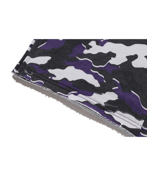 スウェットパンツ ジャージ GLITCH WOODLAND CAMO DOUBLE KNEE RELAXED FIT SWEAT SHORTS メンズの画像