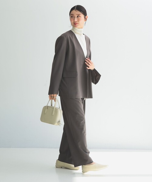 Demi-Luxs BEAMS セットアップ ノーカラー 大きめサイズ ベージュ セール】スラッシュスリーブ Vネック ジャケット（ノーカラー
