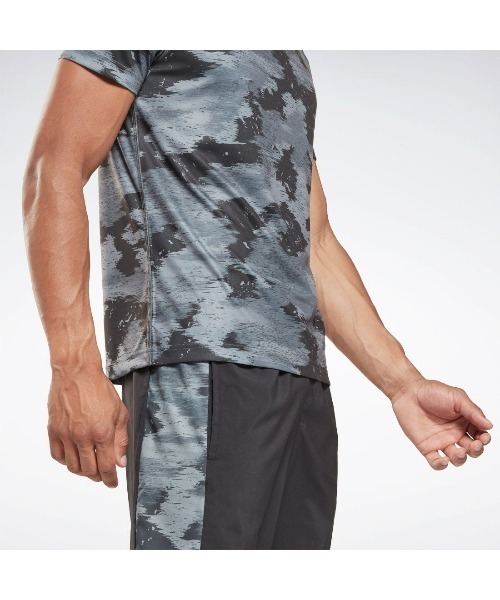 「Reebok」 半袖Tシャツ SMALL ブラック メンズ